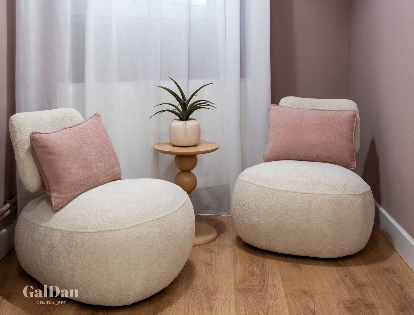 Apartament Premium cu 4 Camere | Ultracentral | GalDan Apartments - Poză 20