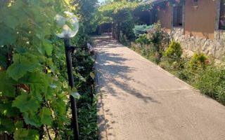 Casă de vânzare în comuna Costache Negri - Poză 1
