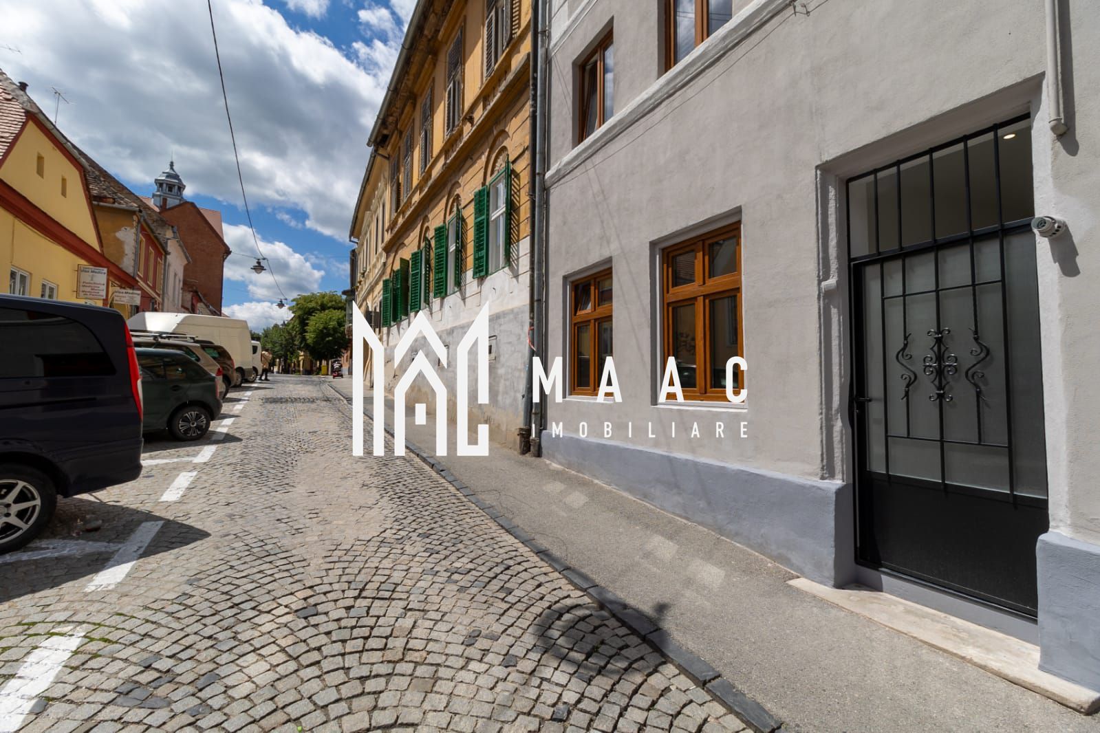 Apartament 2 Camere si Studio | Ultracentral | Acces Privat - Poză 9