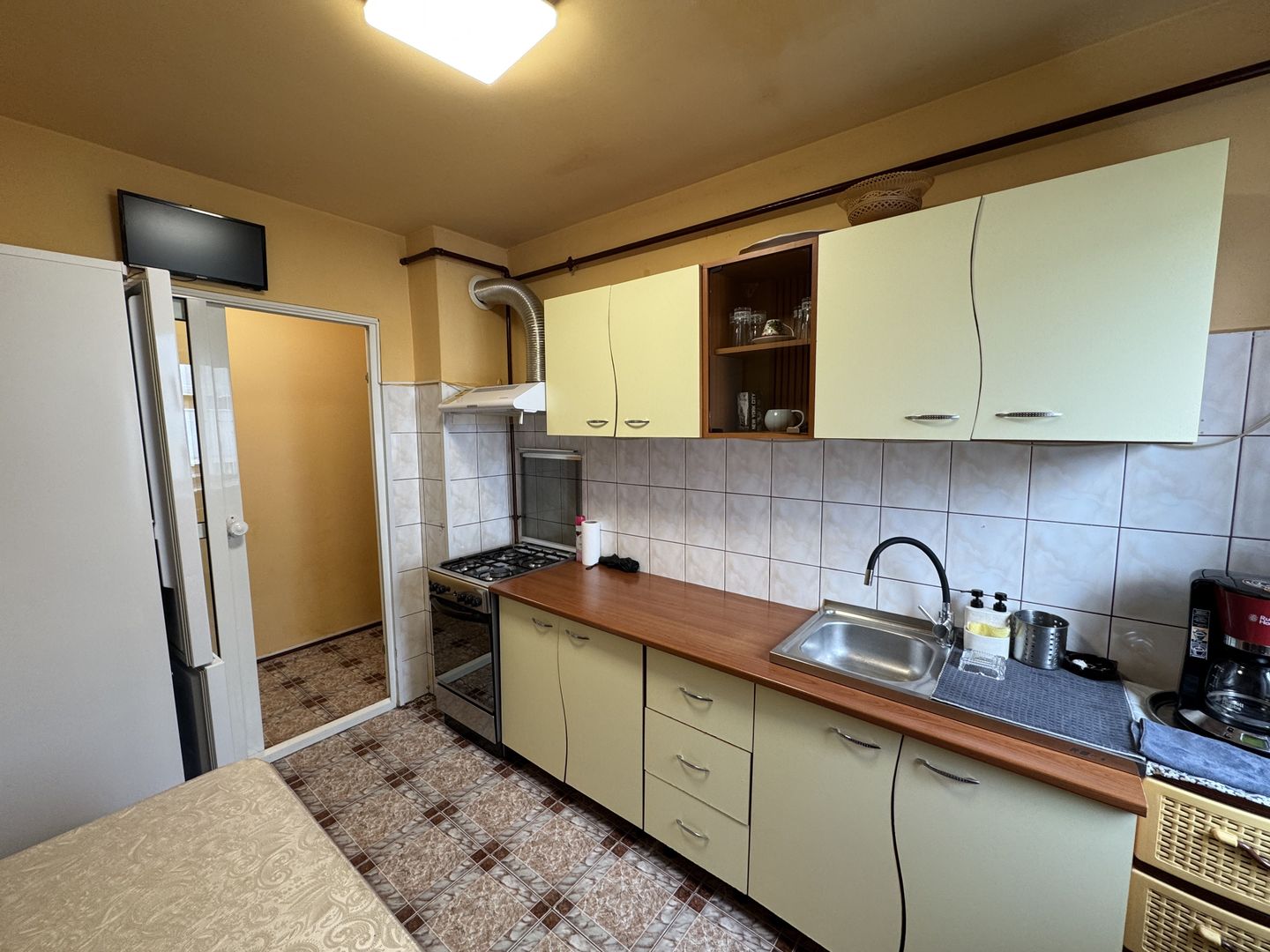 Apartament cu 2 camere in Tractorul, Strada General Mociulschi - Poză 2