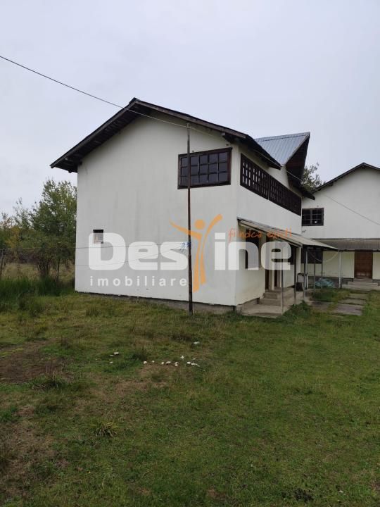 VIla Teisani si 11250 mp teren - Poză 4