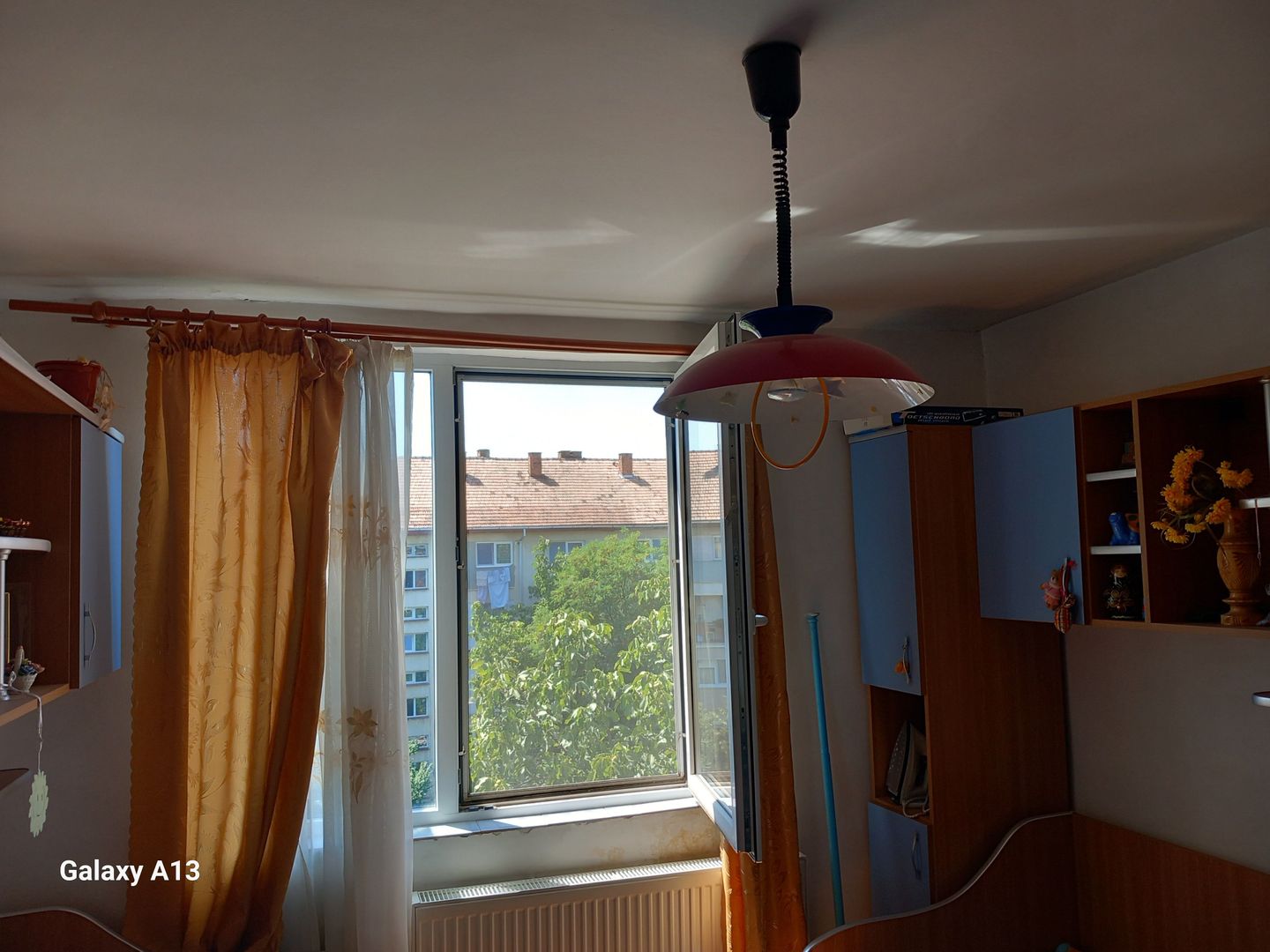 ageuropa.ro vinde ap 2 cam 40mp la etajul 4 în Carpați 1. - Poză 1