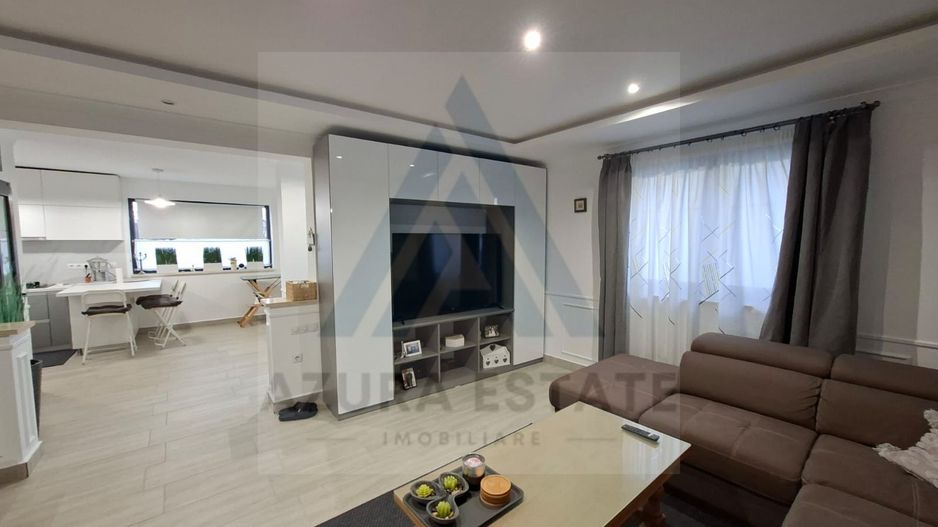 Casa individuala echipata premium cu 4 camere si 2 bai in Cristian - Poză 2