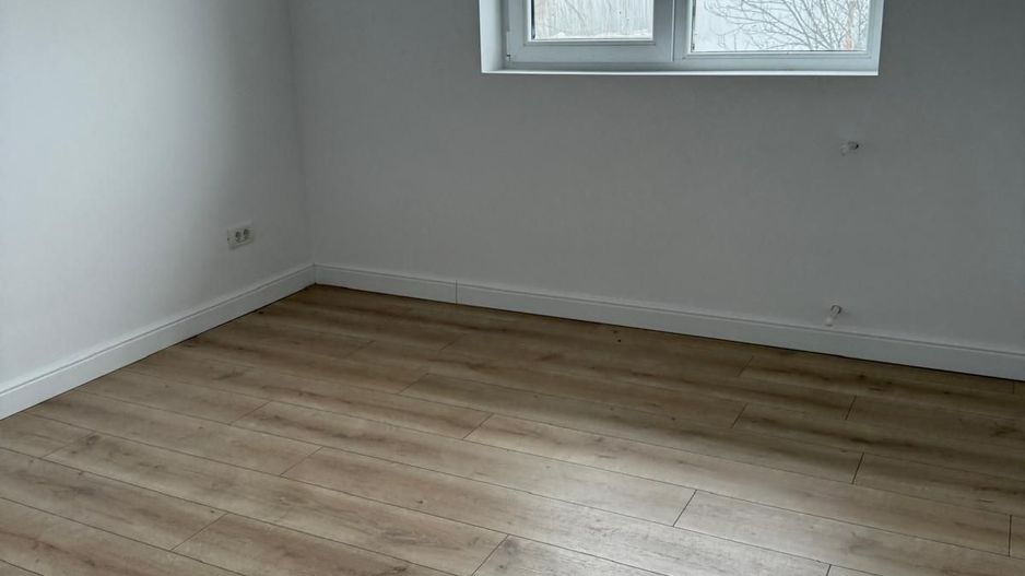 Mutare imediată! Vilă duplex 4 camere cu curte proprie - Poză 16