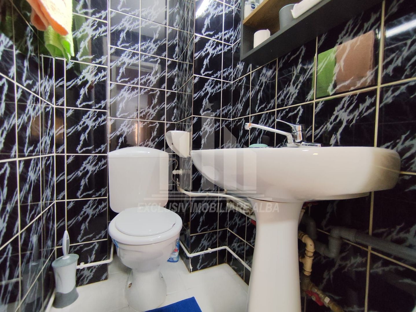 Apartament cu 4 camere decomandate, Cetate - Poză 9