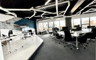 Spacecraft Office - Poză 4