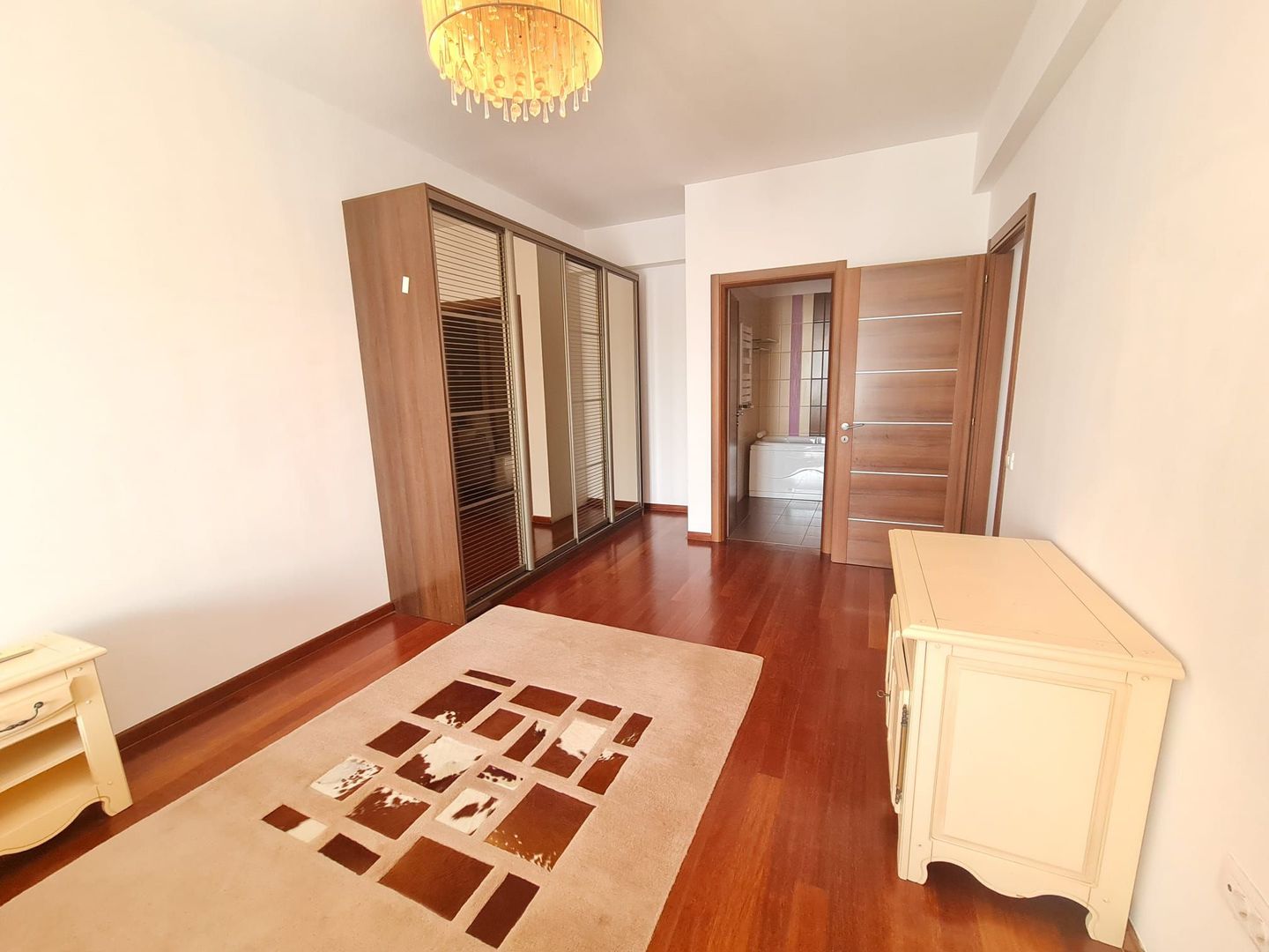 Apartament | 4 camere | 2 locuri parcare | North Area Lake View - Poză 14