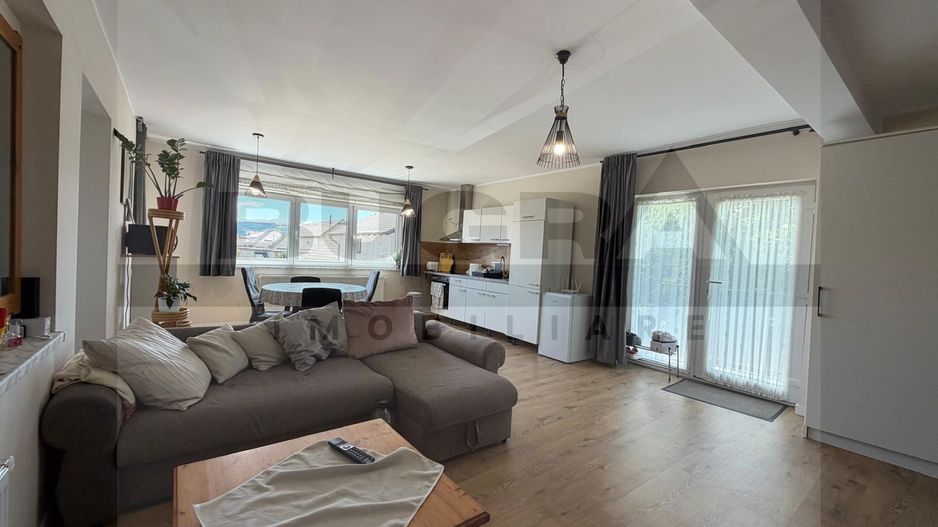Apartament de 4 camere la casa, 120mp, parcare, zona Emerson - Poză 2