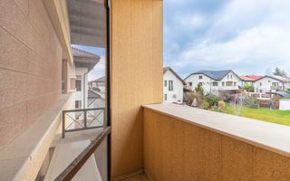 Vanzare - vila spatioasa cu gradina - Condominiu - Iancu Nicolae - Poză 17