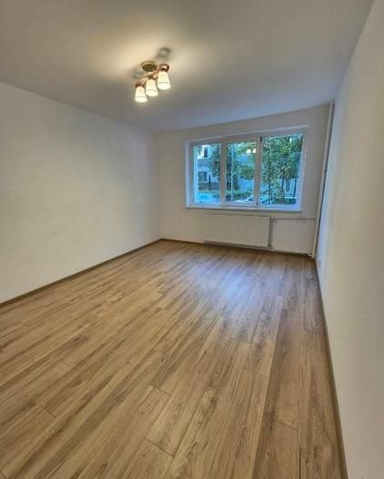 Apartament Luminos 2 camere la 2 min de Universitatea Spiru Haret / Metrou - Poză 1