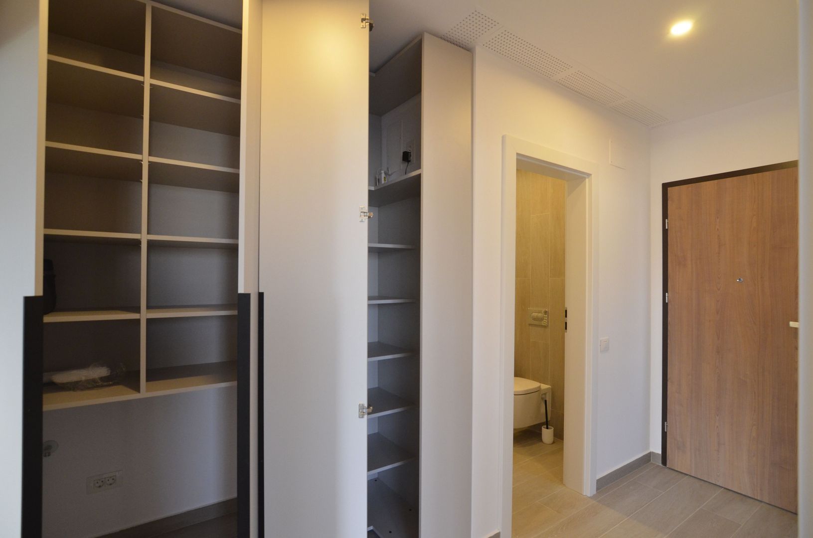 Apartament la prima inchiriere cu parcare subterana URBAN PLAZA - Poză 17