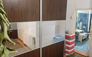 Casa vacanta,investitie  in Gurahont cu teren generos - Poză 12