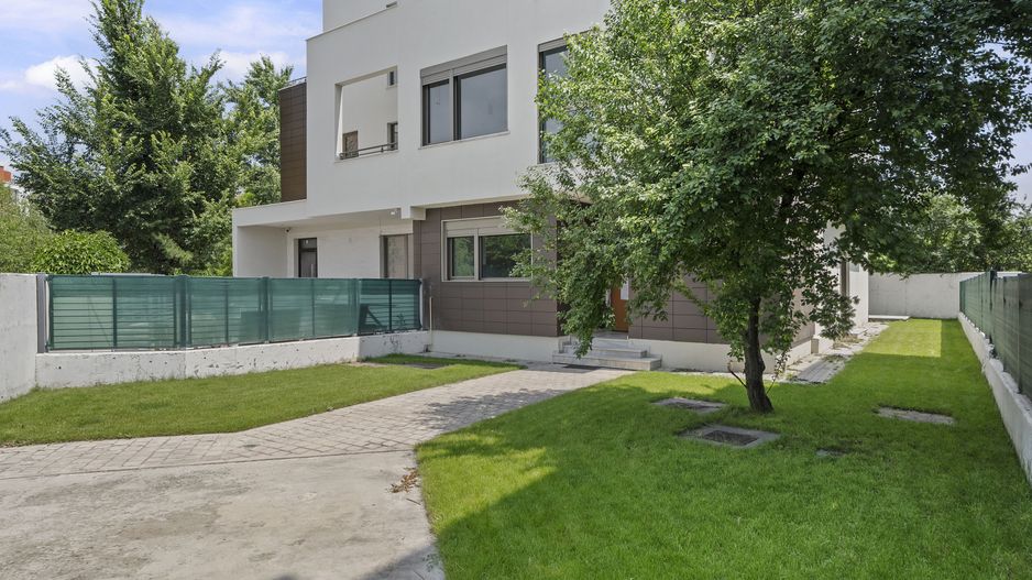 VILA 8 CAMERE - BANEASA - 220MP - COMISION 0% - Poză 2