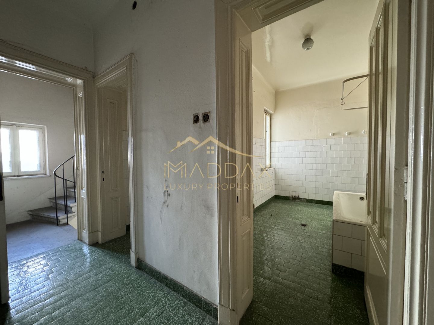 Vila unicat-Piata Romana - Poză 33