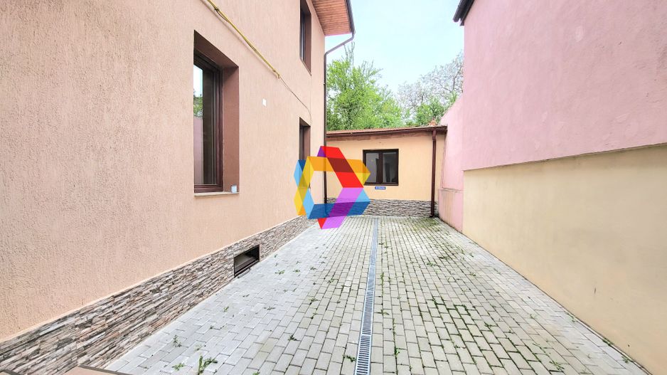 Clinica medicala - 400 mp  #plus-imo.ro - Poză 12