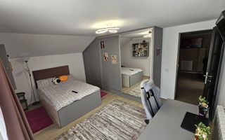 Vila Moderna cu 5 camere, garaj si 921 mp de curte, in Tocile - Poză 19