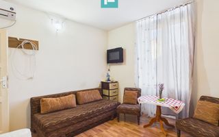 Apartament ultracentral cu 2 camere de închiriat - Poză 3