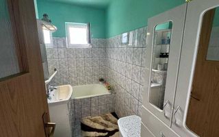 Apartament 4 camere, 4 balcoane in zona Turnisor - 159.000 € - Poză 8