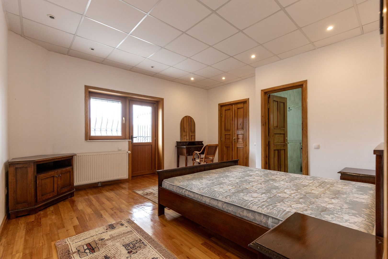 Exclusivitate - Imobil constructie 2001, priveliste deosebită, - Poză 8