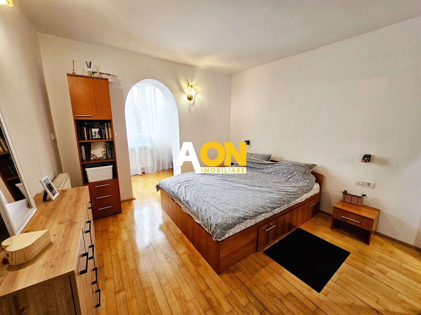 Apartament 3 camere, 105 mp utili, parțial mobilat, zona Gara - Poză 9