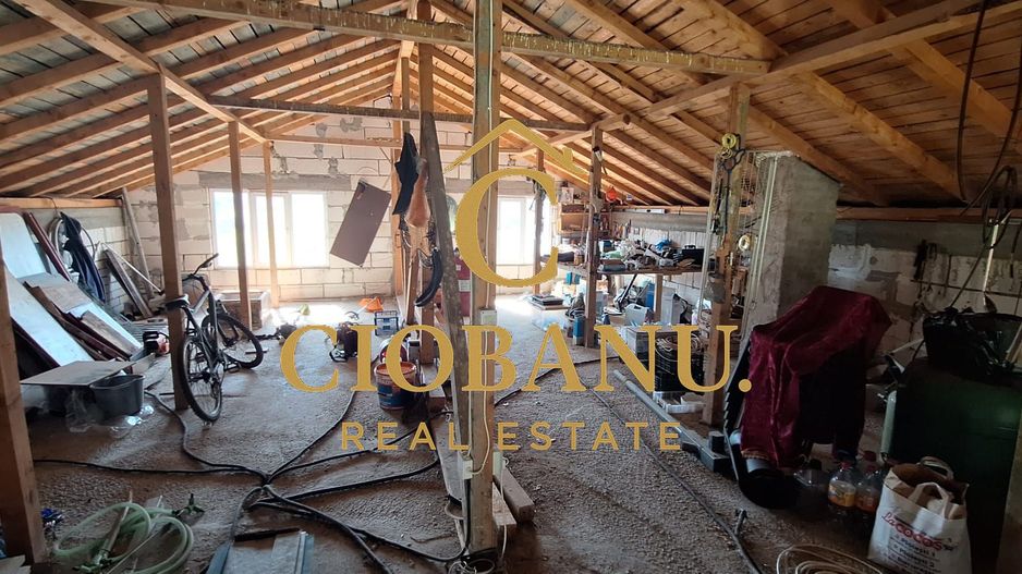 Casa de vanzare in Leamna de Jos - Poză 15