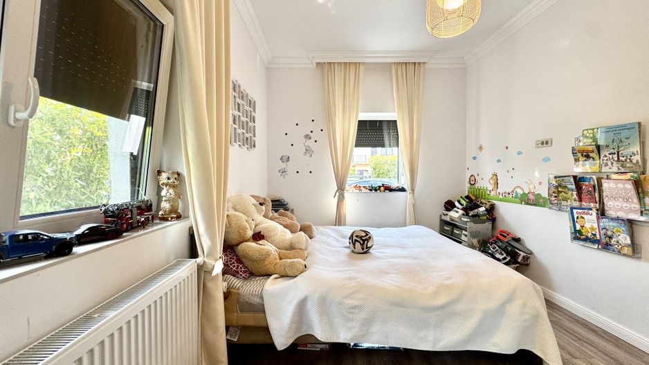 Duplex modern -  confort, eficiență și independență energeticǎ - Poză 26