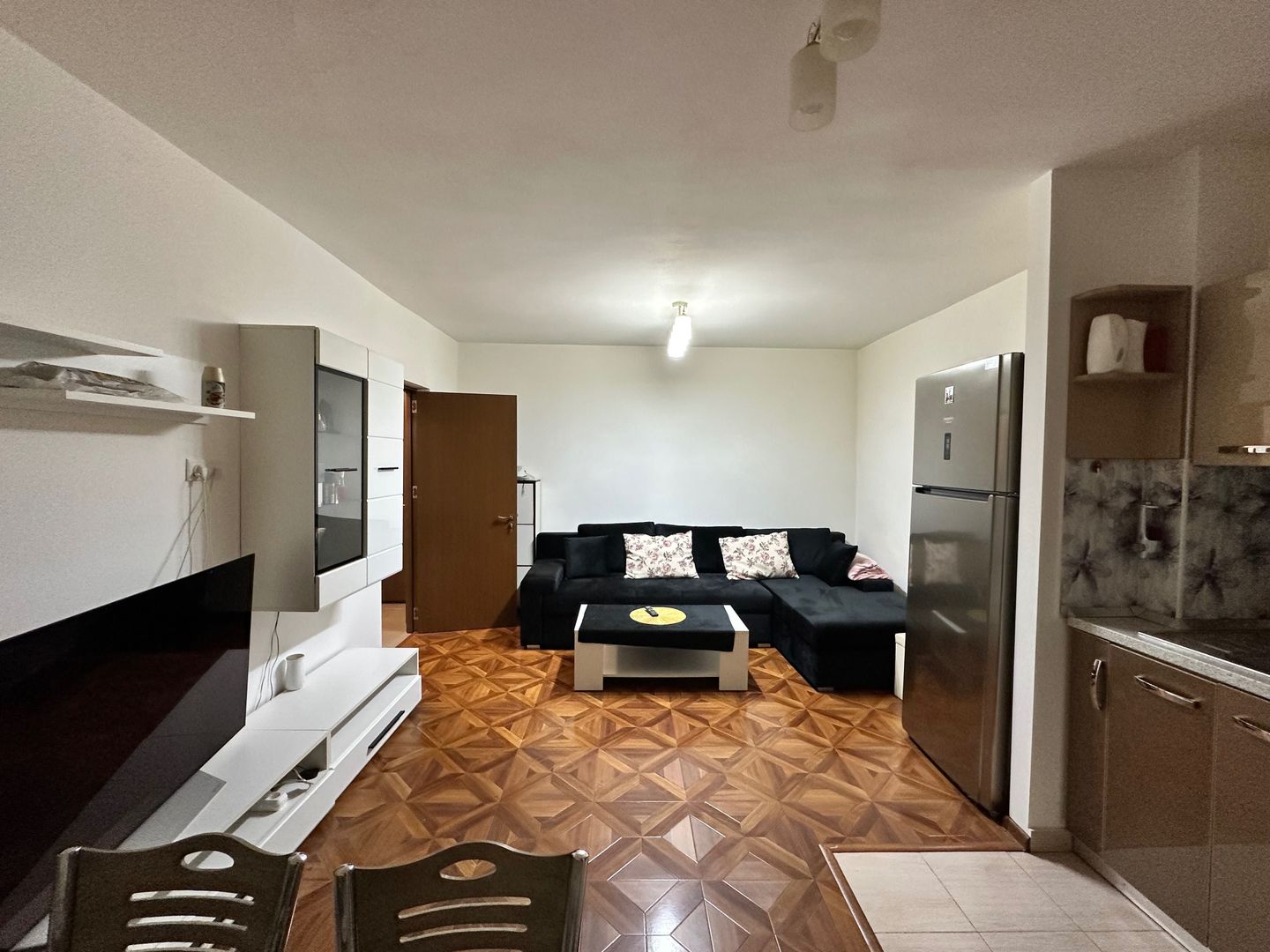 De închiriat apartament 2 camere Berceni - Poză 1