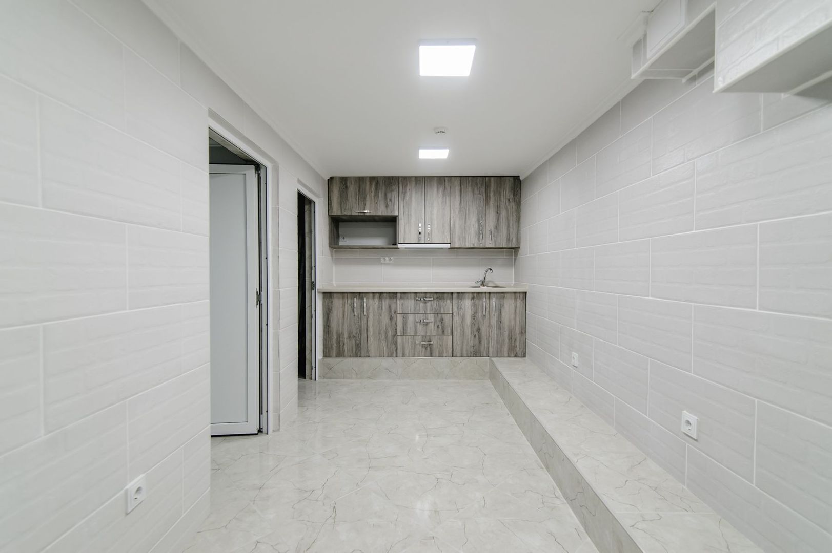 Spre chirie I Spațiu Comercial I 140 m2 I Buiucani I Prima linie - Poză 10