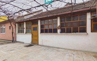 Apartament la curte comună în Aradul Nou - Poză 2