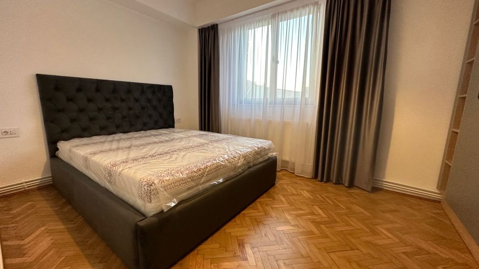 Apartament cu 3 camere de închiriat în zona Ultracentral - Poză 16