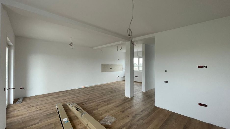 Duplex 4 camere - Urseni - 5 minute de Timisoara - Poză 2