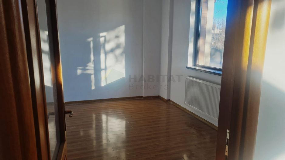 Apartament 3 camere Jiului + 4 locuri parcare - Poză 9