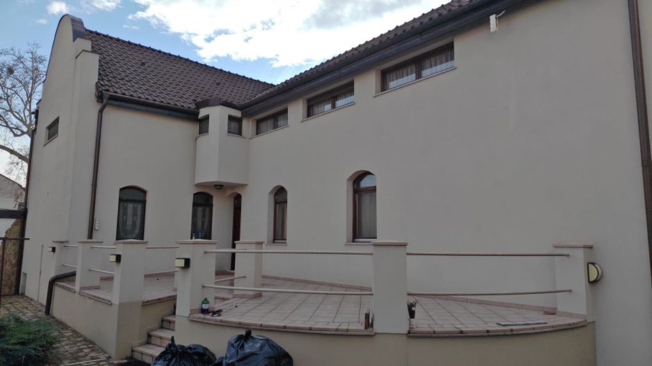 Vând vilă în Timișoara, multifuncțională - Poză 1