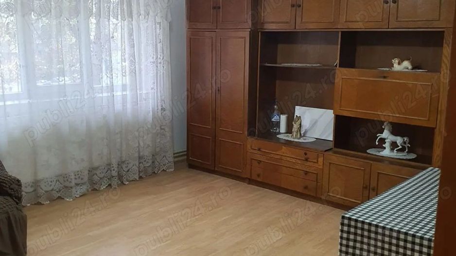 Apartament 3 camere, Str. Maior Bacila Vasile,  cu loc de parcare - Poză 2