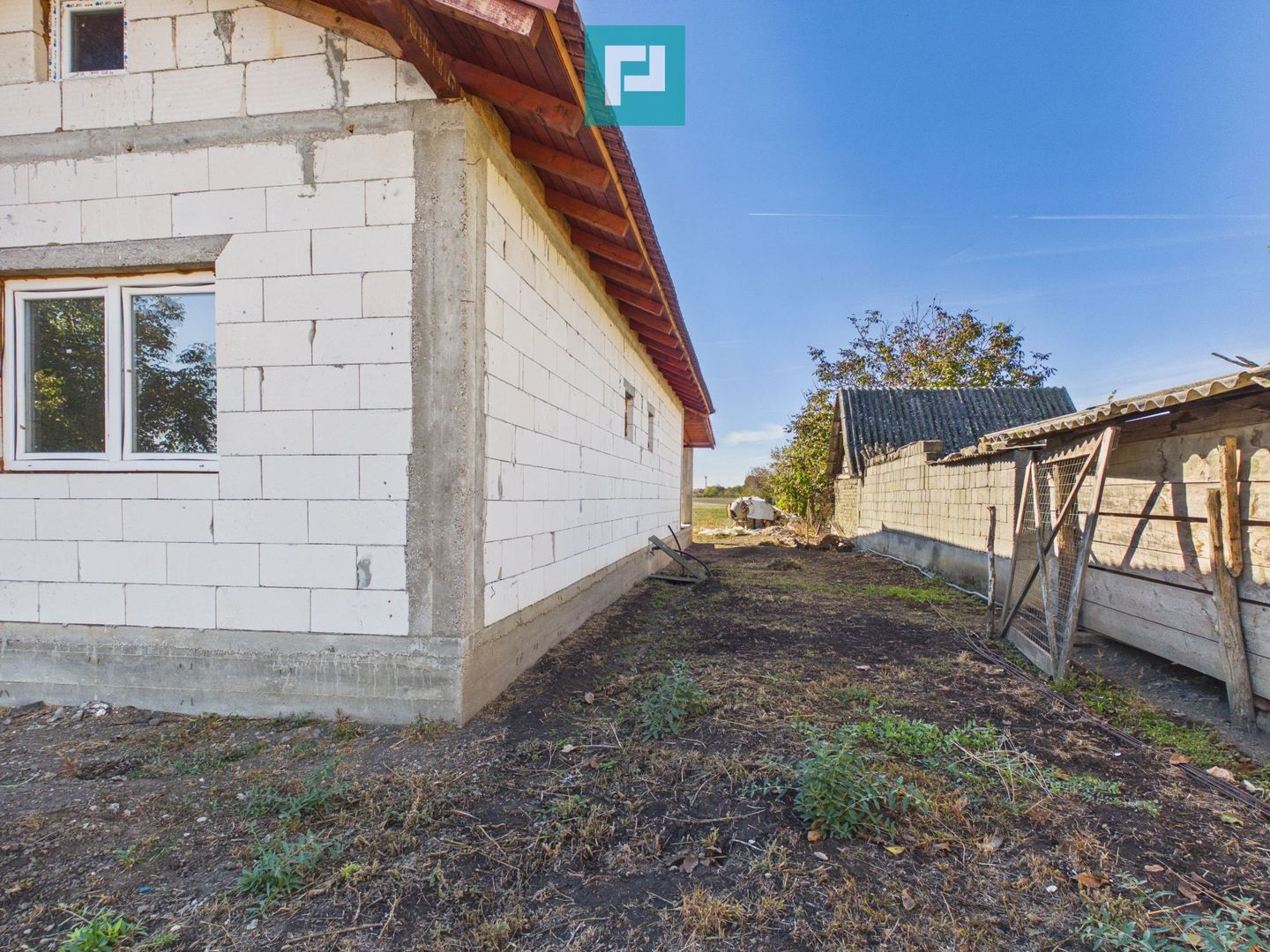 Casă la roșu în Șimand – teren de 1.481 mp! - Poză 3