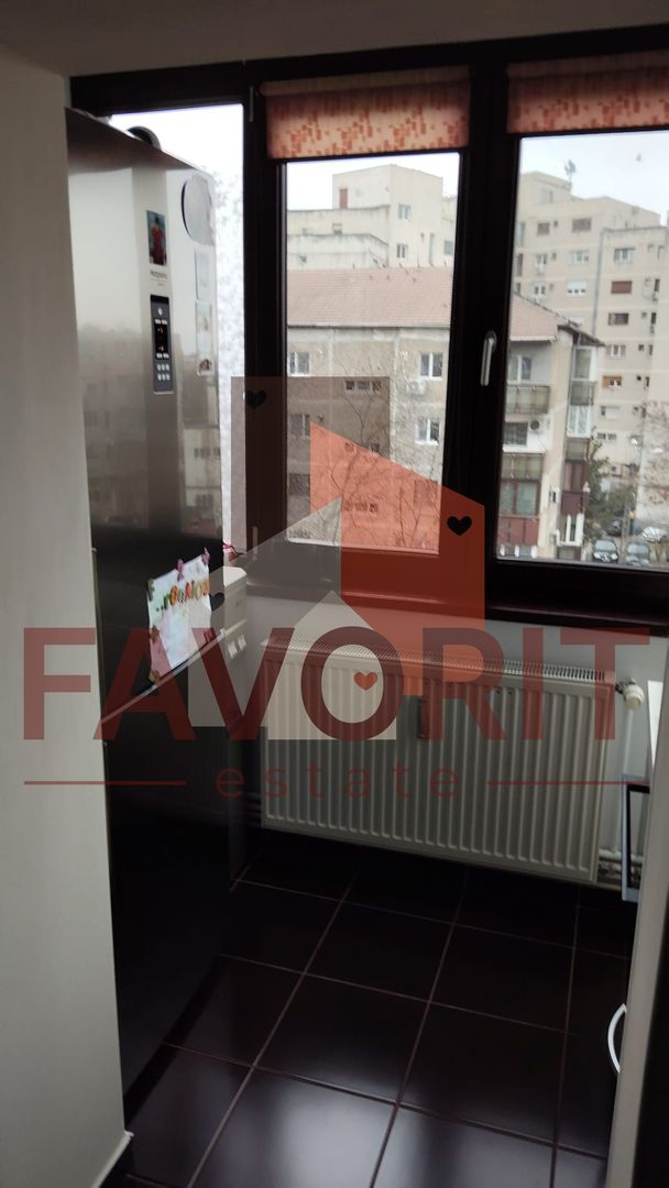 3 camere, decomandat | etaj 4 | centrala proprie | mobilat | zona excelenta - Poză 11