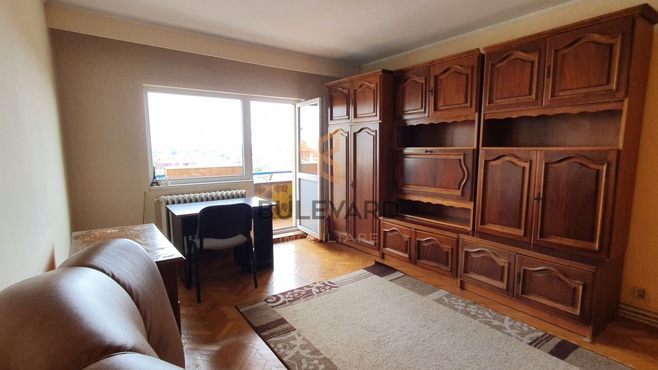 Apartament cu 3 camere, zona Spitalul de Recuperare! - Poză 1