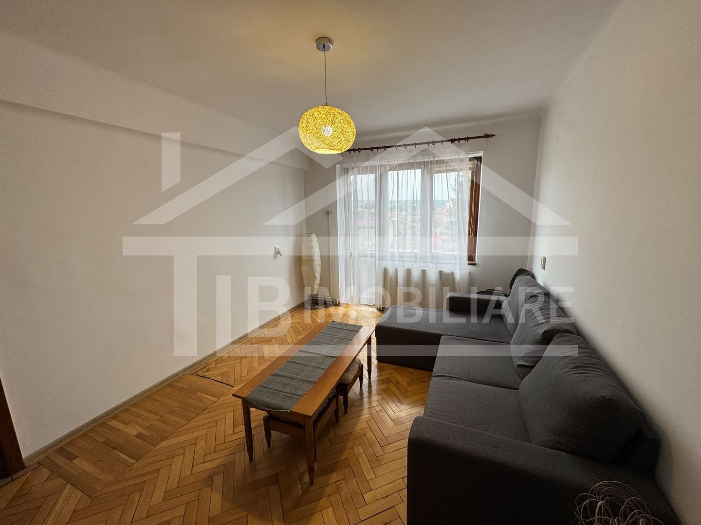Apartament cu 2 camere, 46mp, Zona Ultracentral - Poză 3