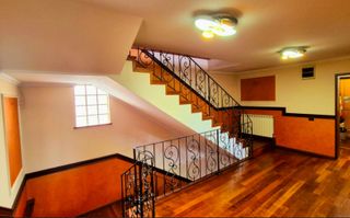 Cauți o casă mare sau spațiu pentru business? Aici le ai pe ambele! - Poză 5