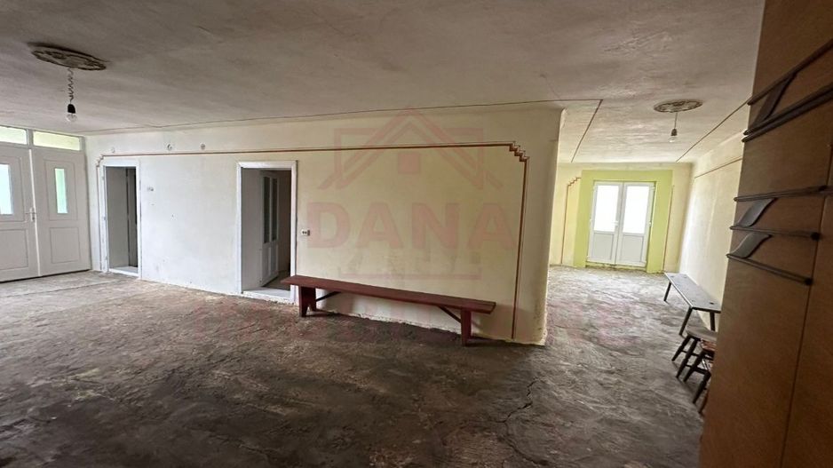CASĂ DE VÎNZARE ÎN ILOVA\7 CAMERE, JUD.CARAȘ-SEVERIN - Poză 3
