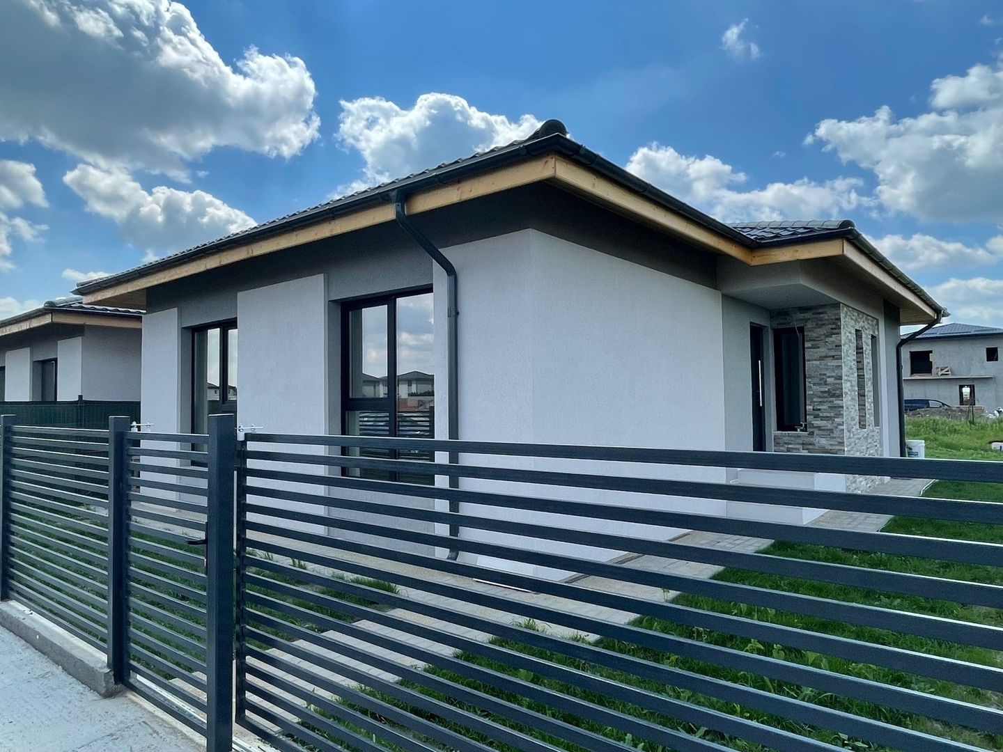 ULTIMA Casa parter Otopeni, finisaje de LUX, 0% comision - Poză 2