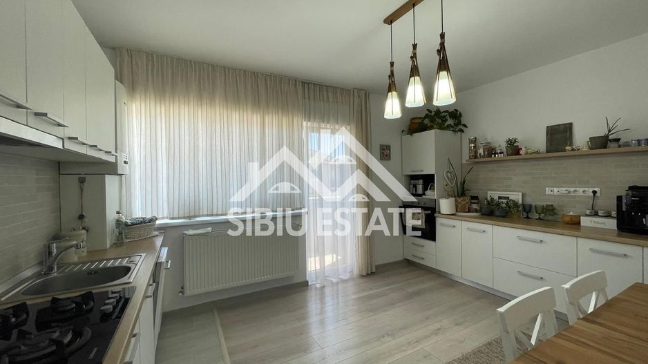 Apartament Premium cu 2 camere et,1-s.utila 50 mp mobilat si utilat - Poză 4
