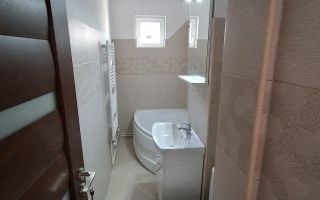 BRASADAS vinde ap 2 cam etaj 3/4 in zona 14 Mai. - Poză 5