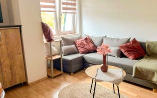 Vrei o investitie sigura? Acest apartament poate fi alegerea perfecta - Poză 1