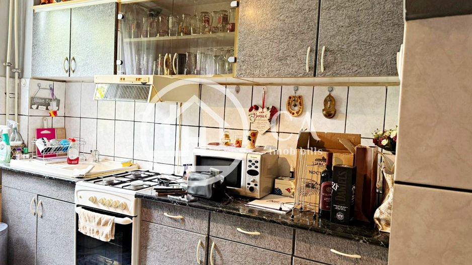 Apartament cu 2 camere de vanzare in zona Rogerius, Oradea - Poză 6