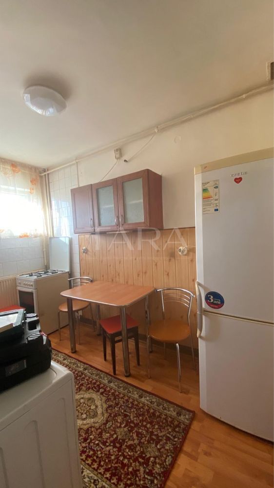 Apartament cu 2 camere, 52 mp, decomandat, renovat. - Poză 3