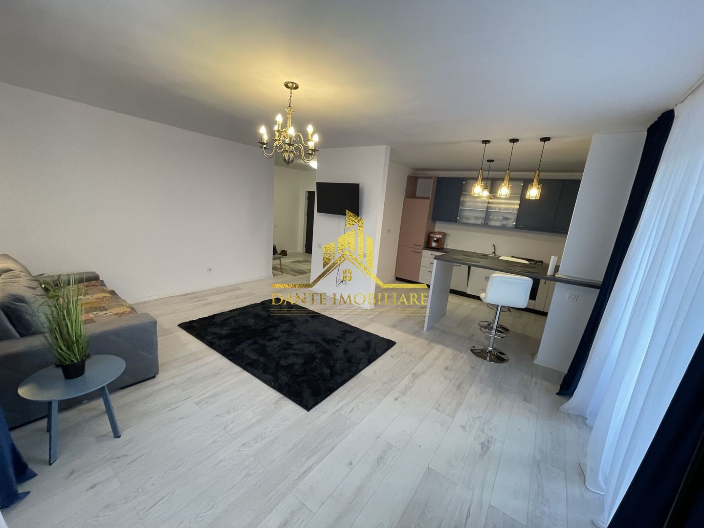 2 camere ,mobilat lux, garaj, semicentral, spatios, bloc nou, Marasti - Poză 3