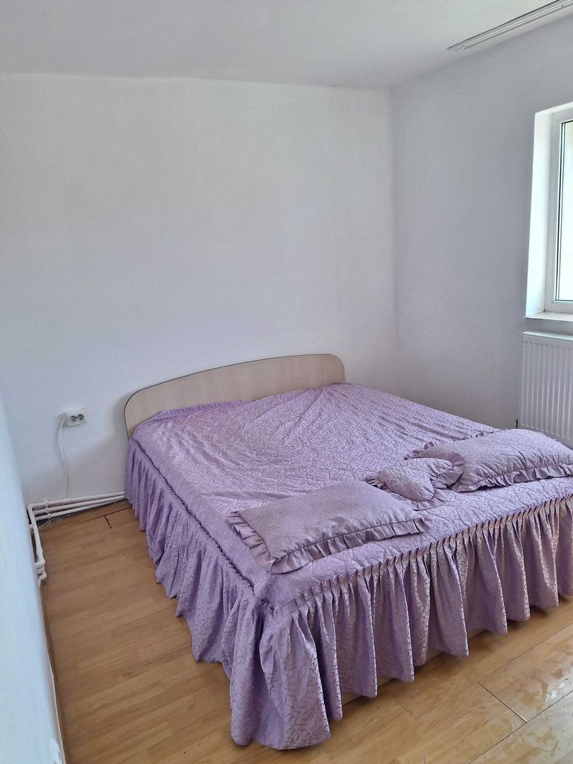 Inchiriez apartament - Poză 3