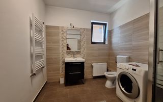 Duplex 4 cam 3 bai parcare&curte Prelungirea Ghence str. Maracineni - Poză 10