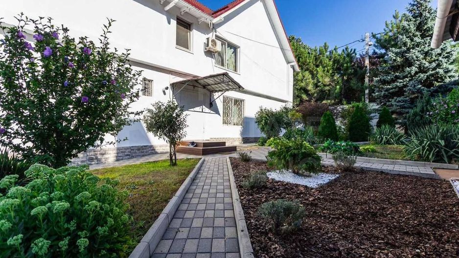 Chirie, casă, 3 camere, strada Valea Dicescu, Telecentru - Poză 1